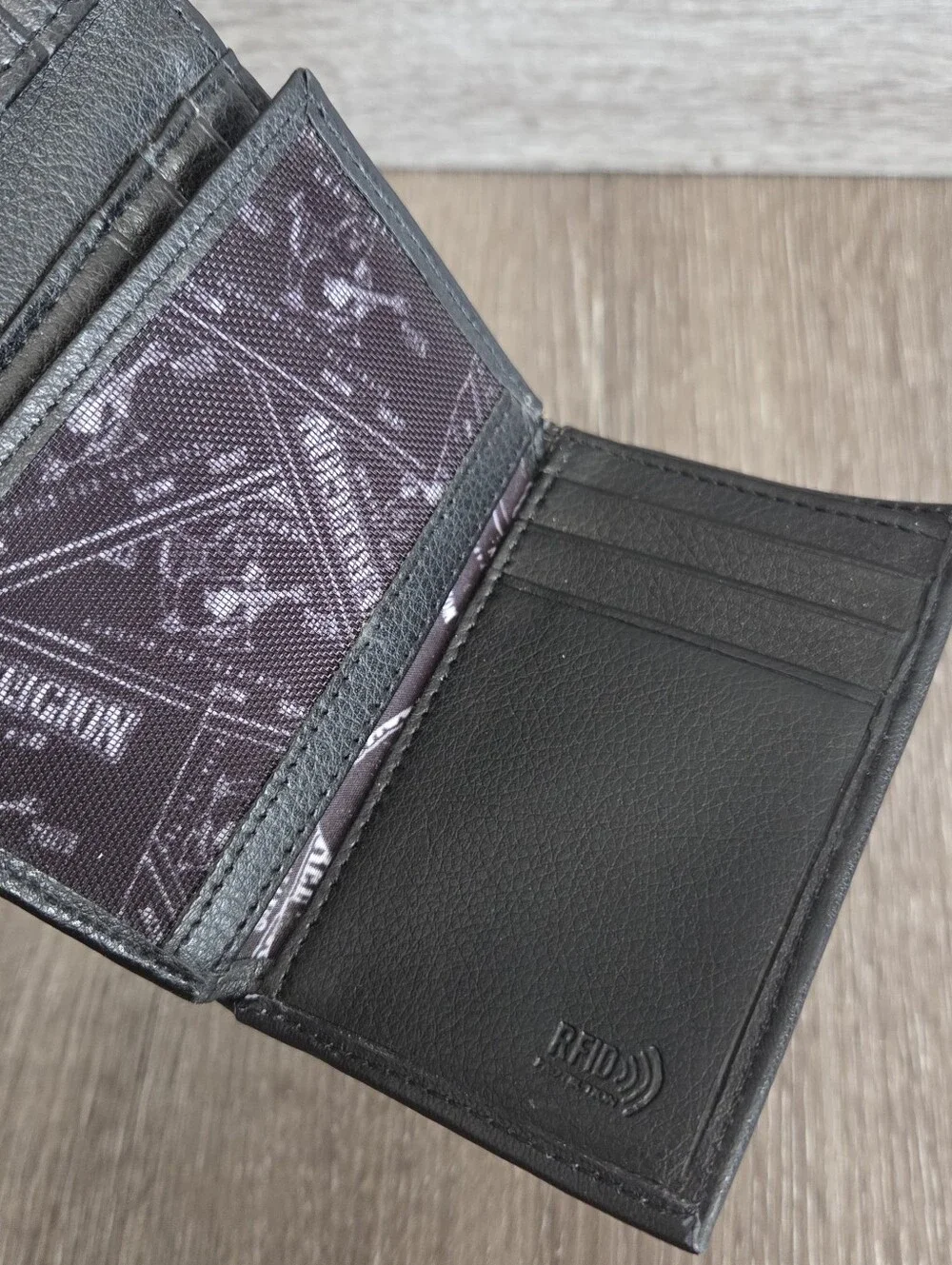 True Religion Genuine Leather Trifold RFID Blocking Protection Black Men Wallet
